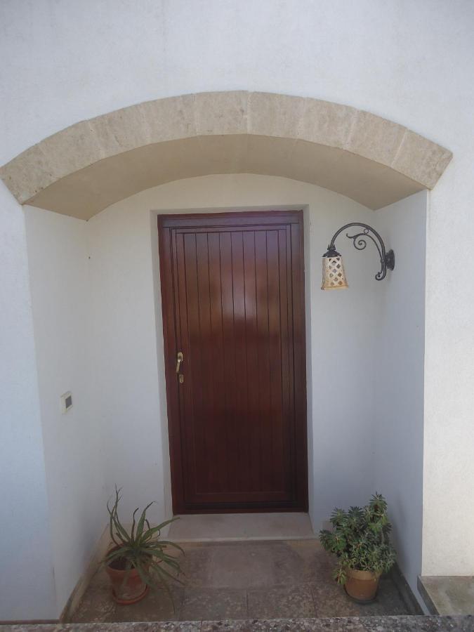 Gianpaolo Ospitale Bed & Breakfast สกอร์ราโน ภายนอก รูปภาพ