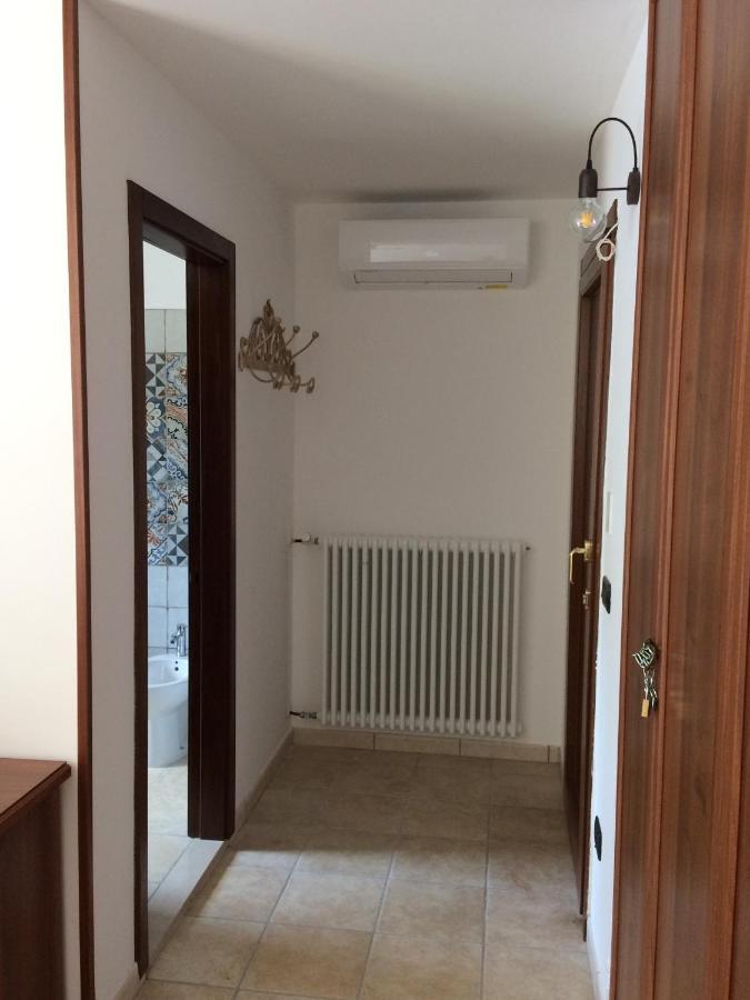 Gianpaolo Ospitale Bed & Breakfast สกอร์ราโน ภายนอก รูปภาพ