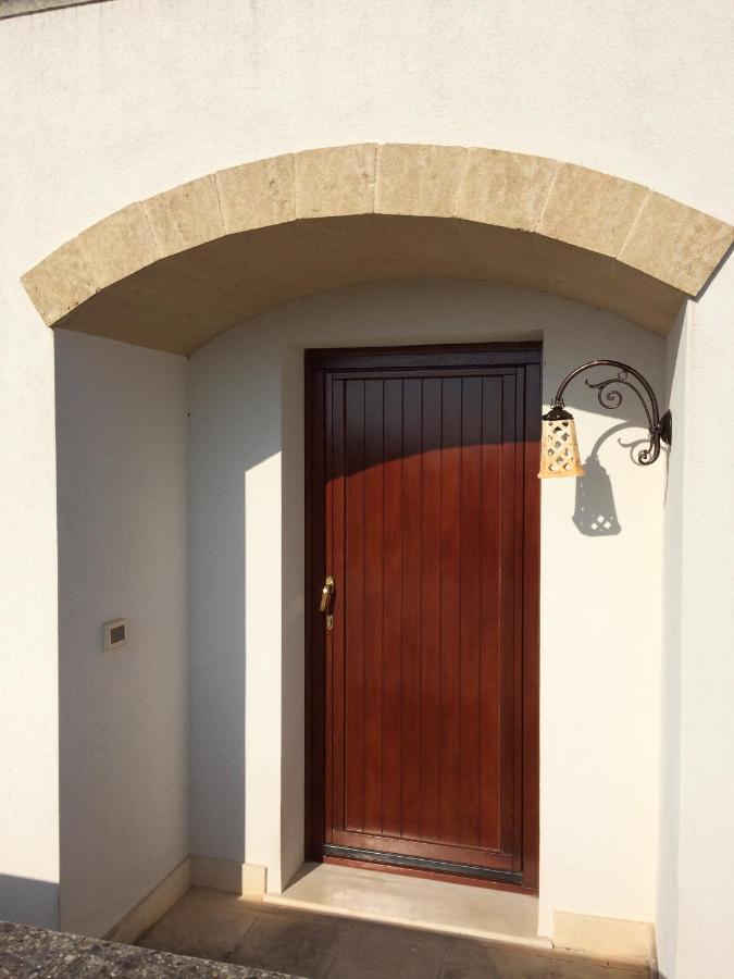 Gianpaolo Ospitale Bed & Breakfast สกอร์ราโน ภายนอก รูปภาพ